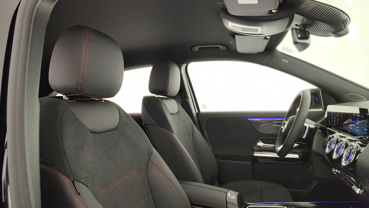 Mercedes-Benz GLA 200 d automatic