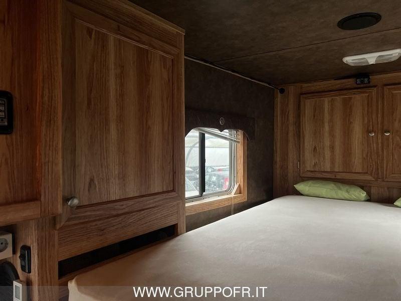 Exiss / Sooner ESCAPE 6306 LQ ESCAPE 6306 LQ LIVING QUARTERS TRAILER TRASPORTO CAVALLI