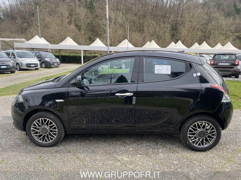 Lancia Ypsilon 1.0 FireFly 5 porte S&S Hybrid Platino