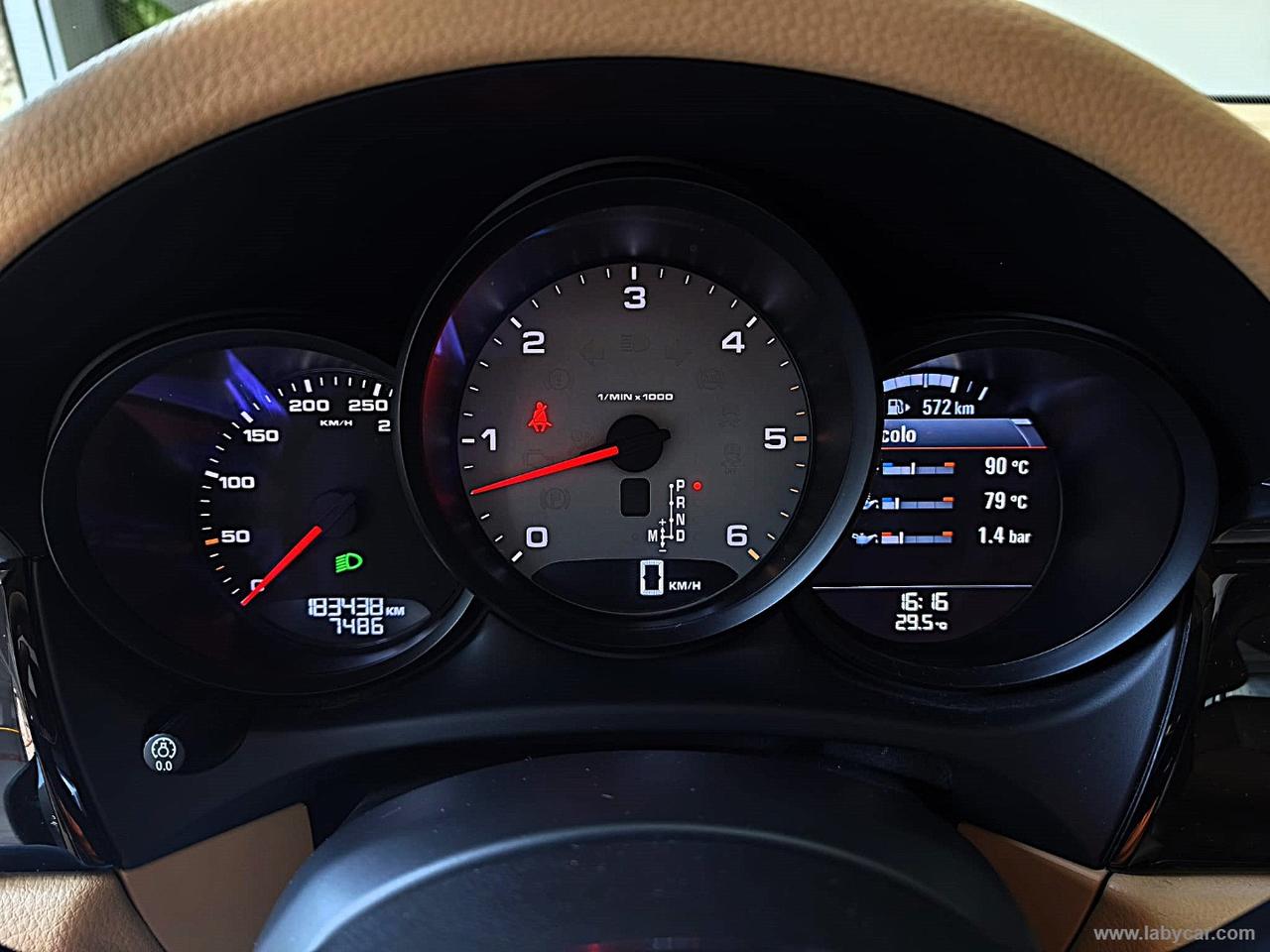 PORSCHE Macan 3.0 S Diesel