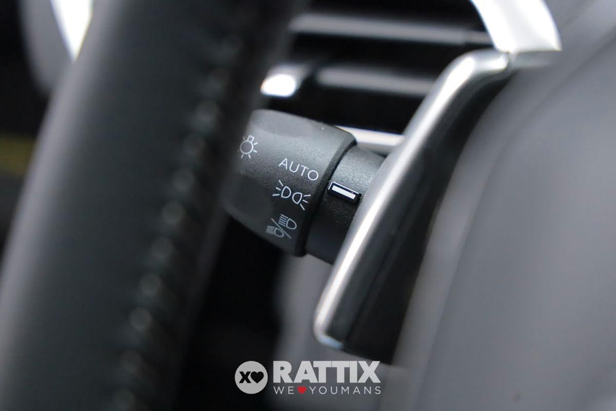 Peugeot 3008 1.2 hybrid 48V 136CV Active Pack e-dcs6