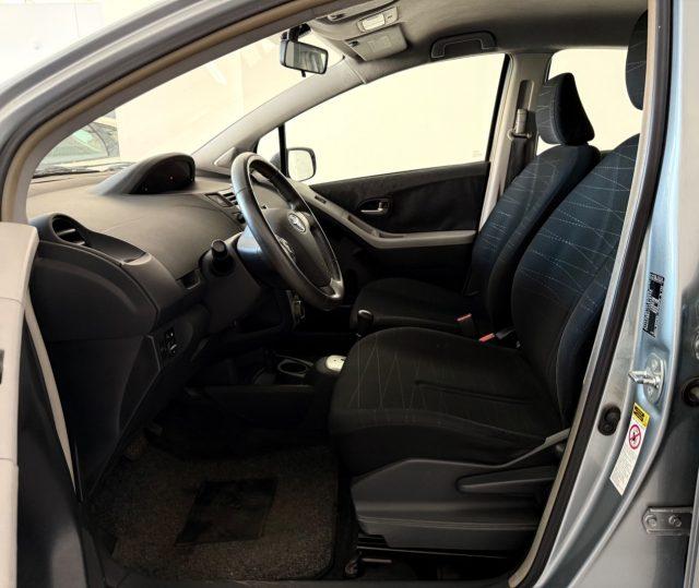 TOYOTA Yaris 1.3 5 porte M-MT SOL