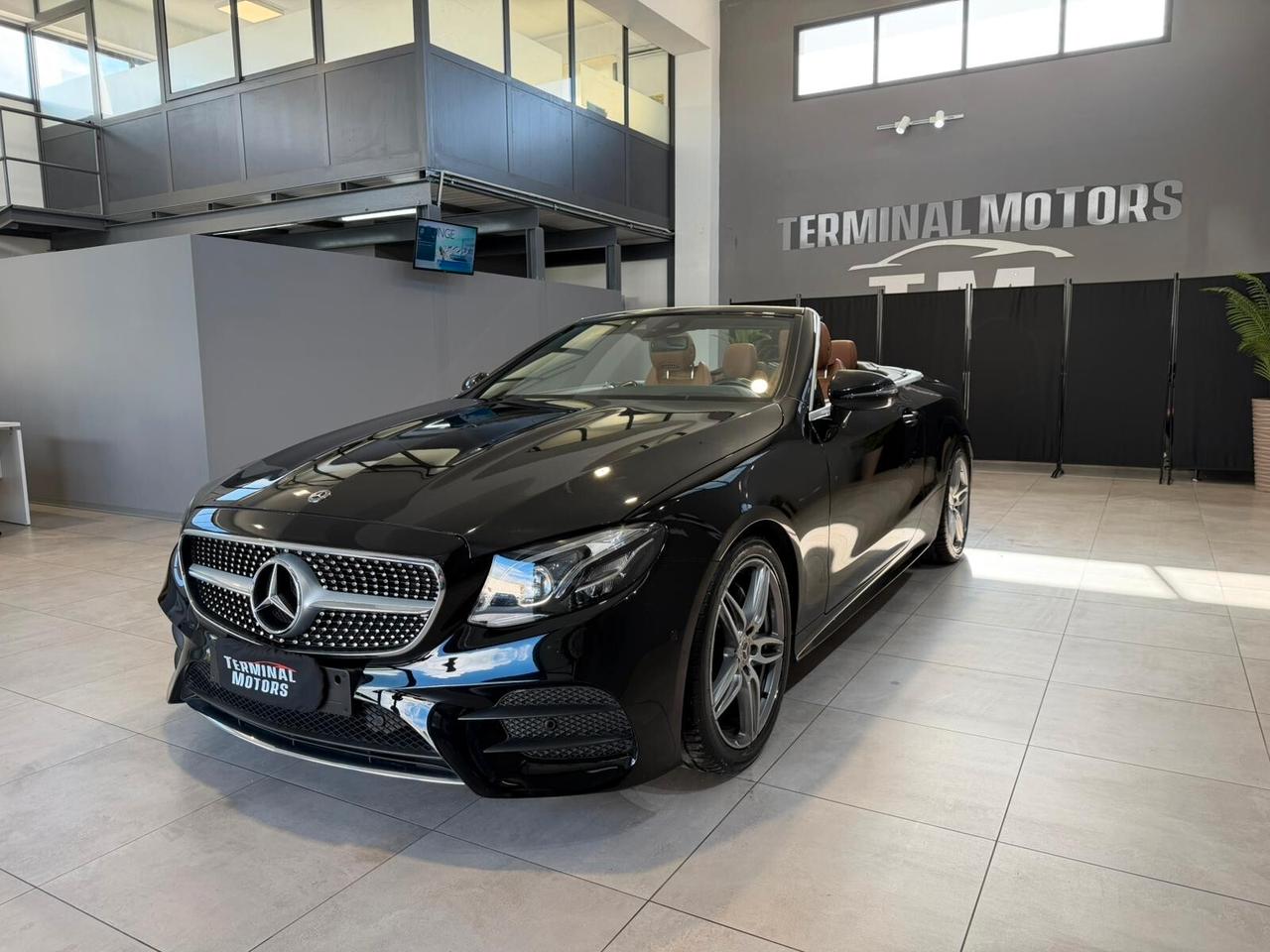 Mercedes-benz E 220 d Auto Cabrio Premium AMG, luci ambient.