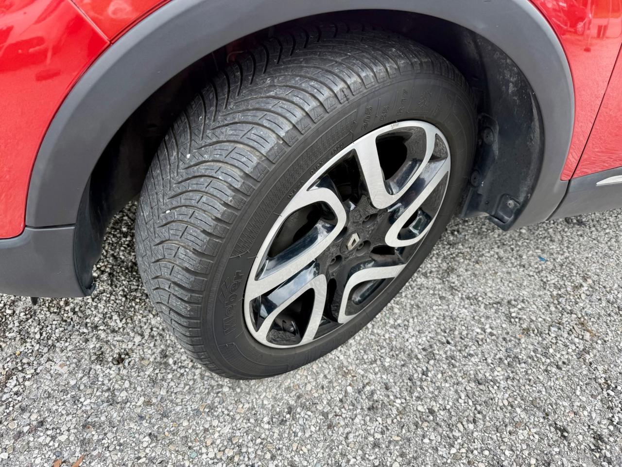 Renault Captur 1.5 dCi EDC Project Runway Ok NEOPATENTATI