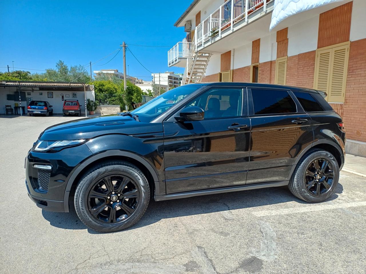 Land Rover Range Evoque 2.0 TD4 180 CV 5p. Autobiography