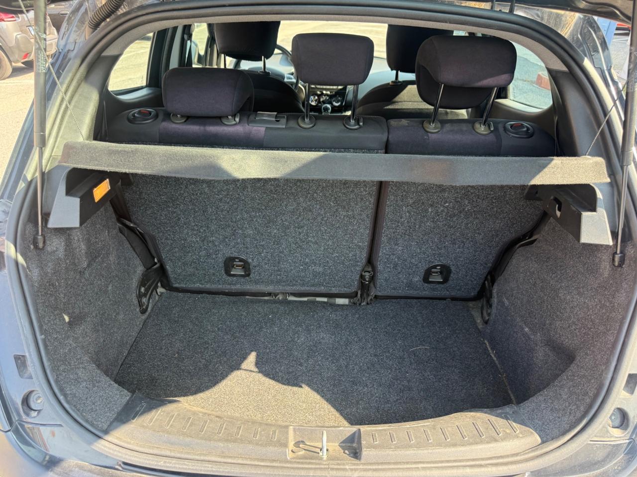 Lancia Ypsilon 1.2 69 CV 5 porte Gold
