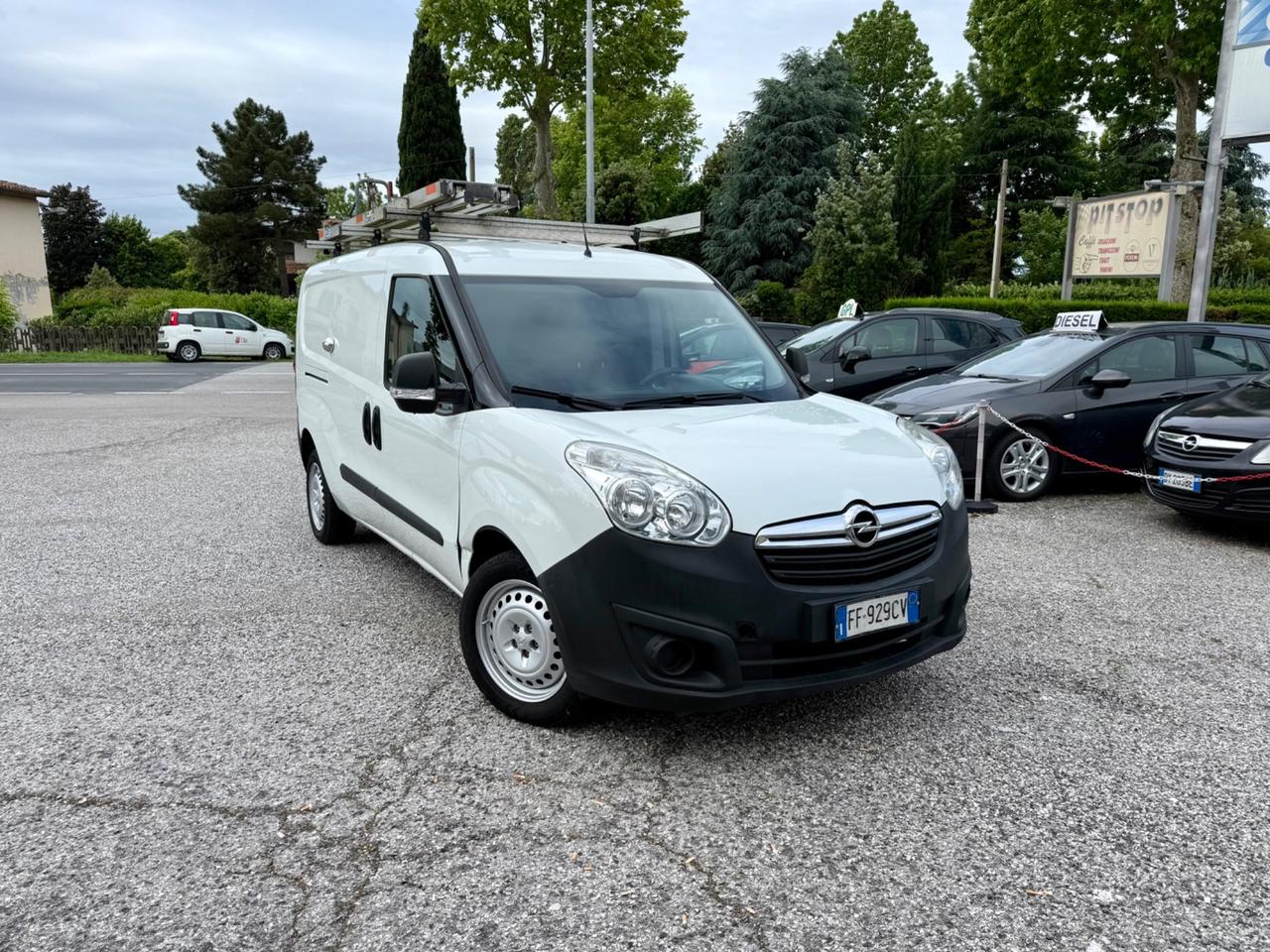 Opel Combo 1.4 Turbo EcoM Van Ok NEOPATENTATI