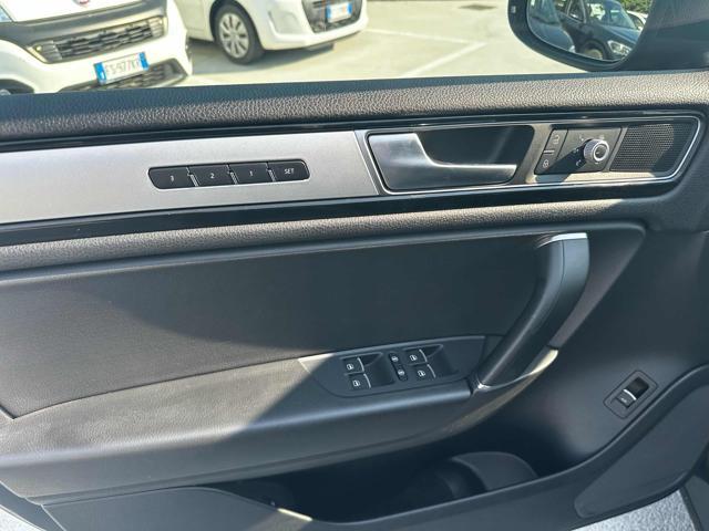 VOLKSWAGEN Touareg 3.0 TDI 204 CV tiptronic BlueMotion Techn. Executi