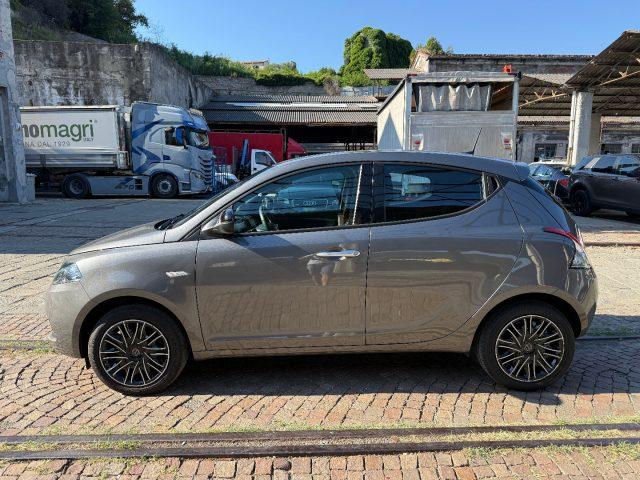 LANCIA Ypsilon 1.0 FireFly 5 porte S&S Hybrid Ecochic Gold