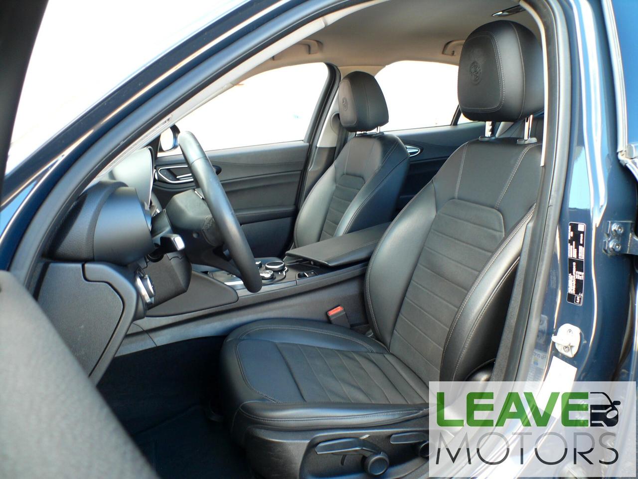 Alfa Romeo Giulia 180 CV AT8 Sport (M1487)