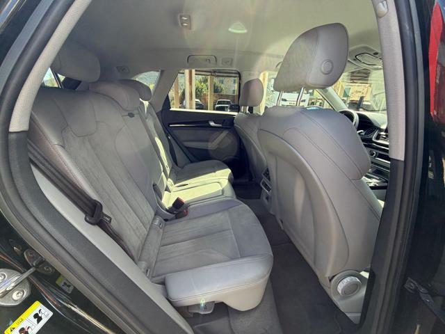 AUDI Q5 50 TFSI e quattro S tronic Business Design PHEV