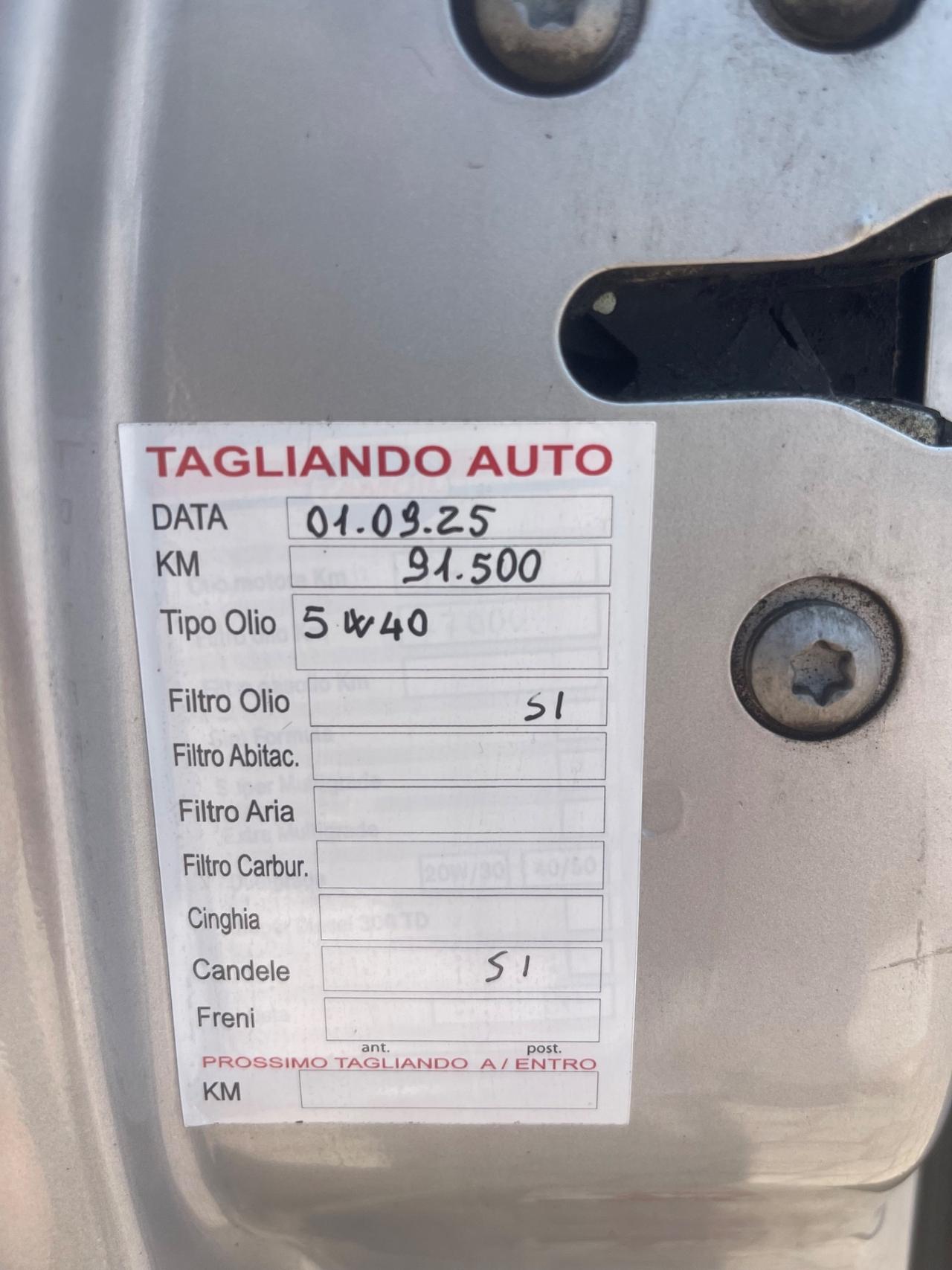 Lancia Ypsilon 1.4 Platino Ecochic GPL
