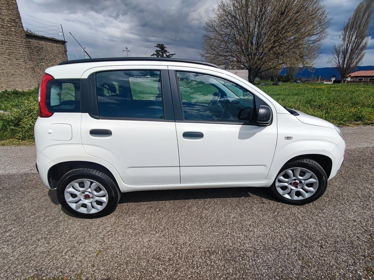Fiat Panda 0.9 TwinAir Turbo Natural Power Lounge