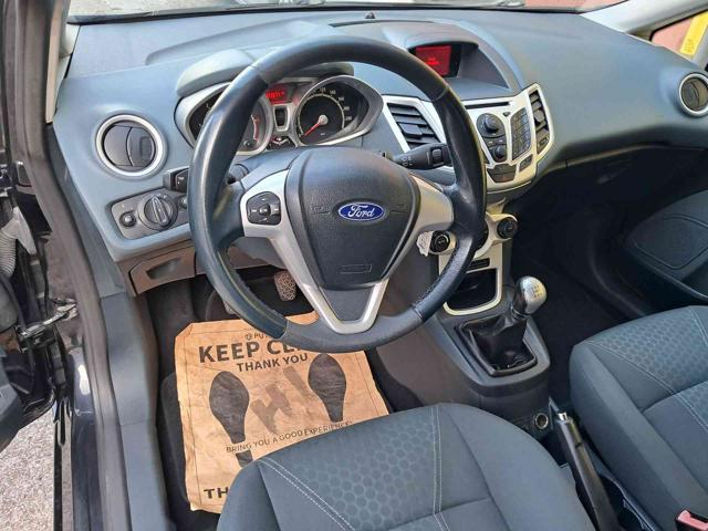 FORD Fiesta 1.6 TDCi 90CV 3 porte DPF Titanium neopatentati