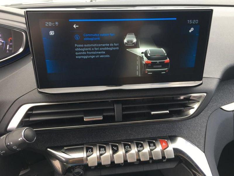 Peugeot 3008 PureTech Turbo 130 Allure Pack NAVI+KEYLESS 17 MILA KM