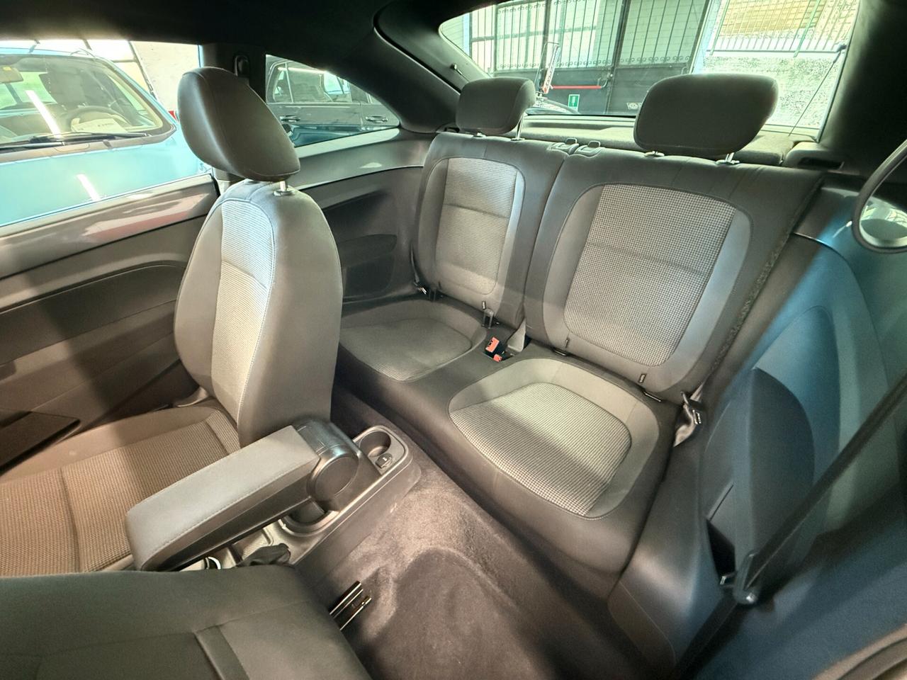 Volkswagen Maggiolino 1.6 TDI Design