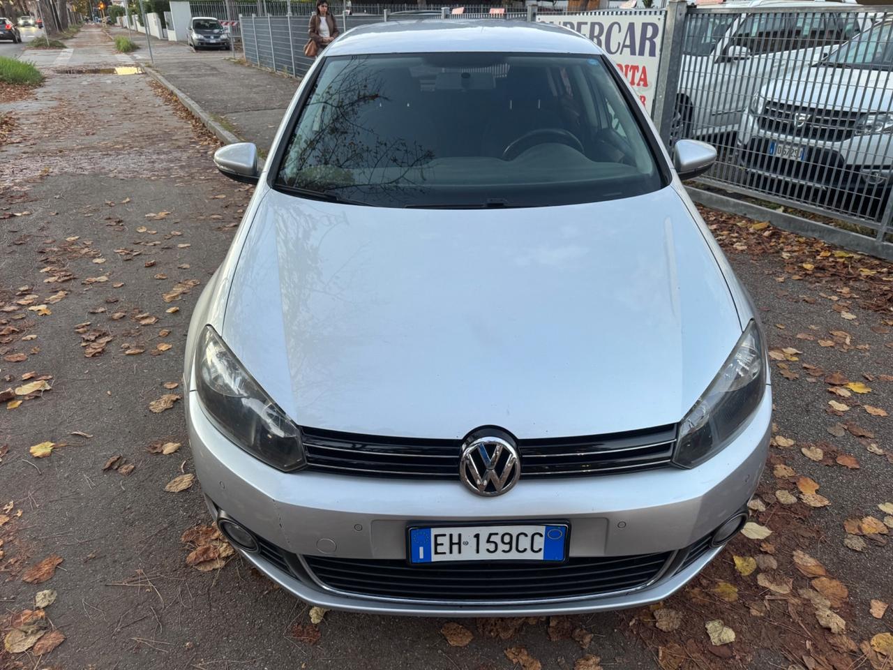 VW Golf 1.6 TDI 5p. Highline neopaten garanzia 12 mesi