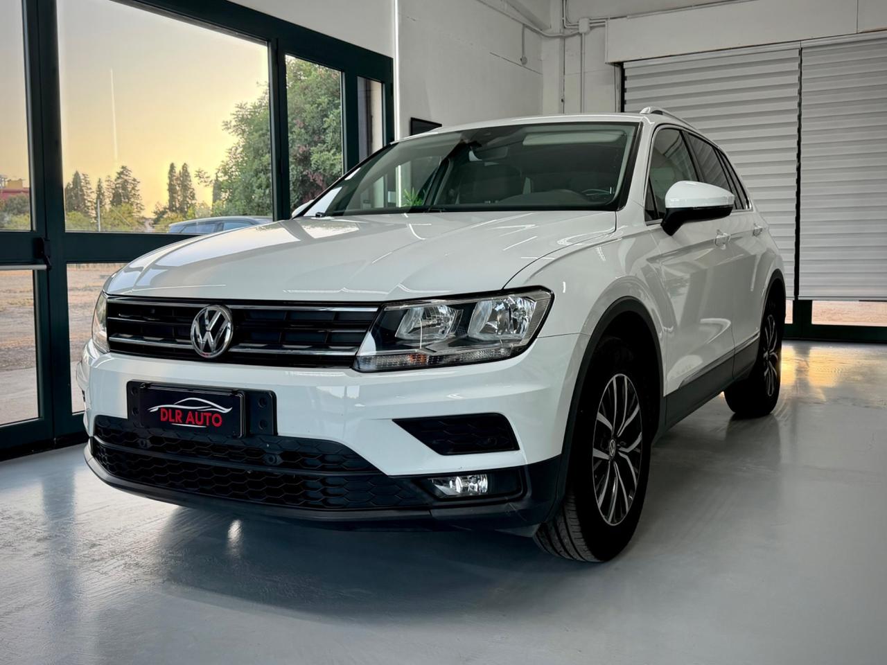 Volkswagen Tiguan 2.0 TDI SCR DSG 4MOTION Business BMT