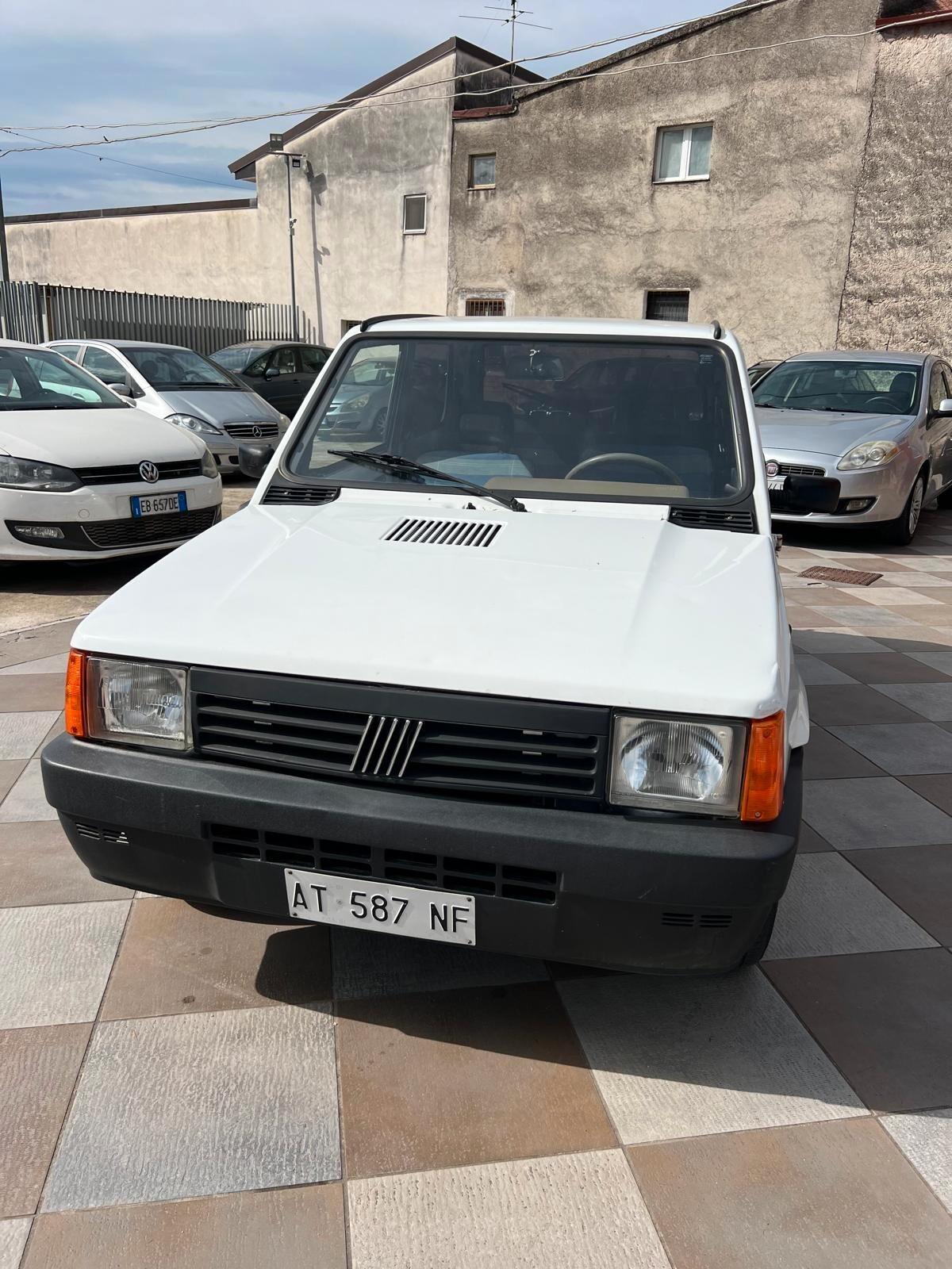 Fiat Panda 900 i.e. cat Jolly