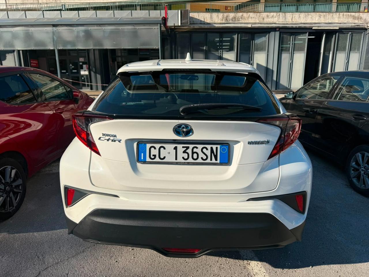 Toyota C-HR 1.8 Hybrid E-CVT Active