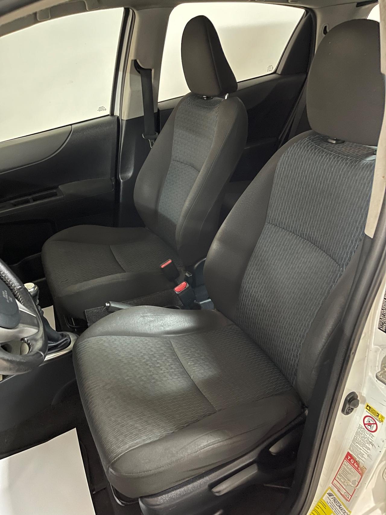 Toyota Yaris 1.3 5 porte Lounge