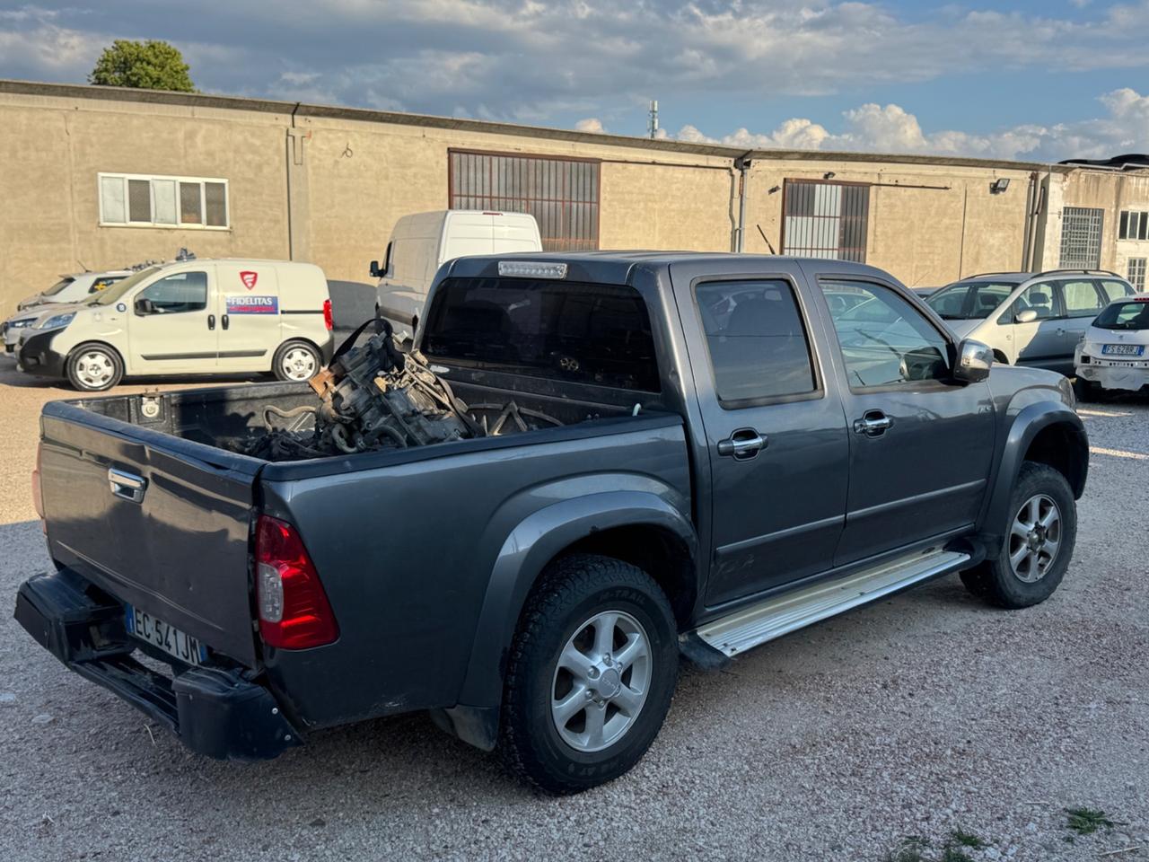 Isuzu D-Max 3.0 TD MOTORE ROTTO