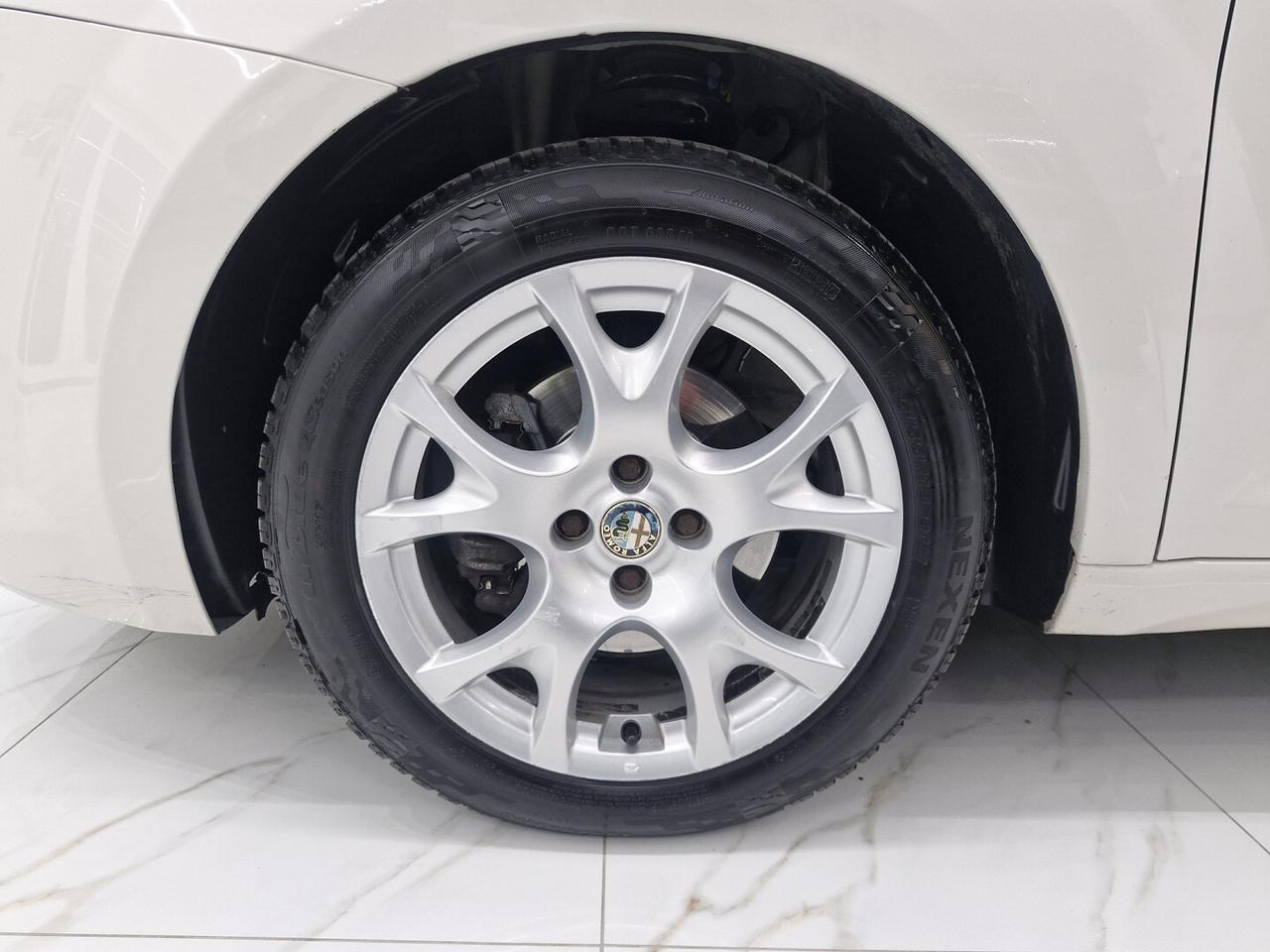 ALFA MITO 1.6 JTDm 16V120CV DISTINCTIVE SPORT