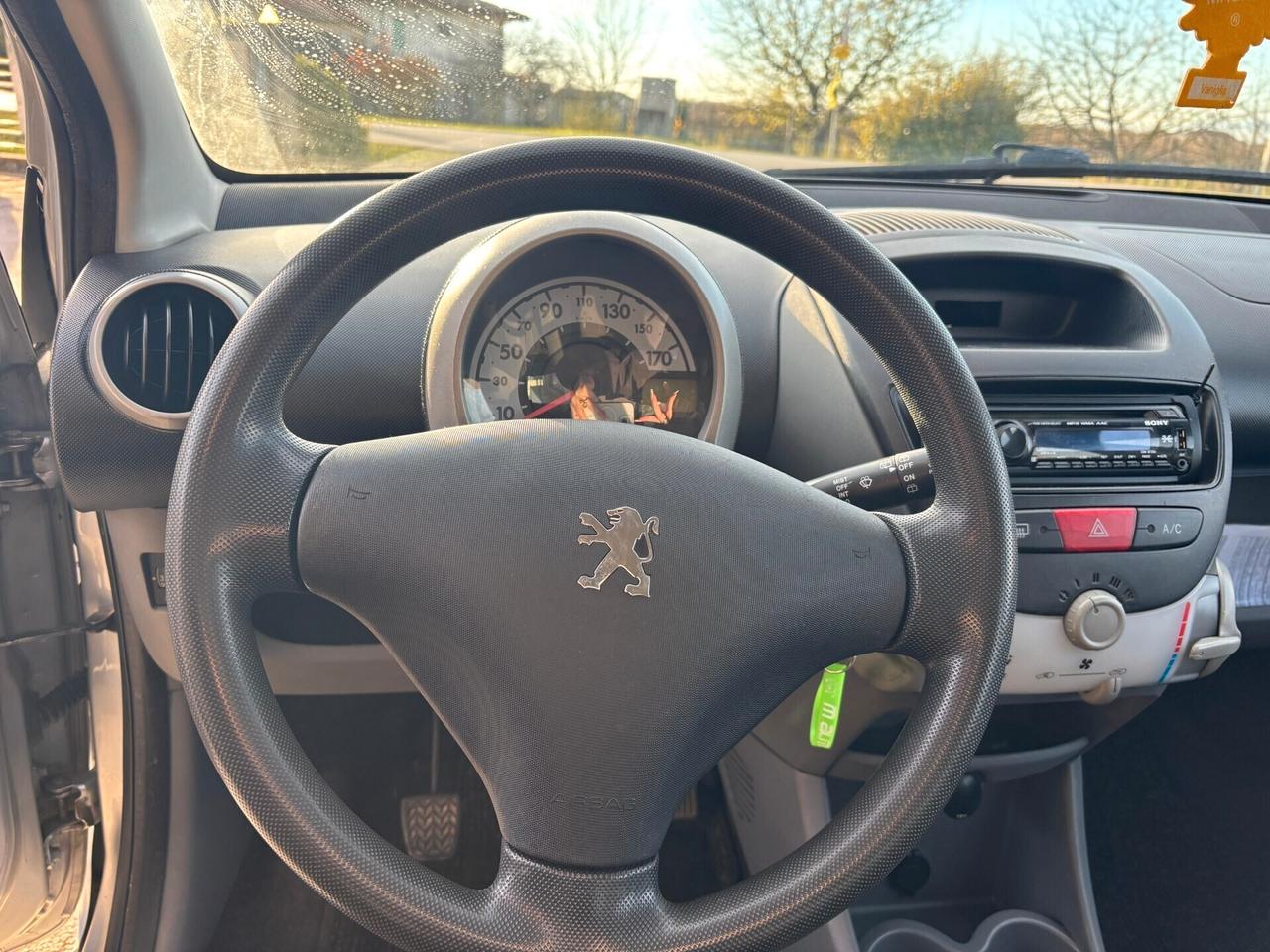 Peugeot 107 1.0 Benzina Neopatentati