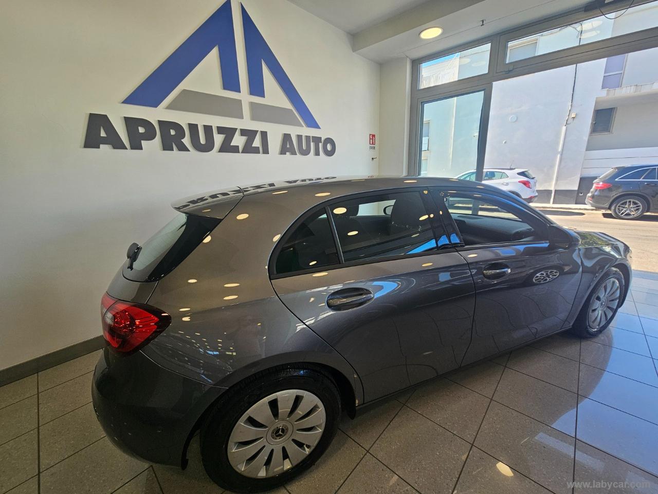 MERCEDES-BENZ A 180 d Executive