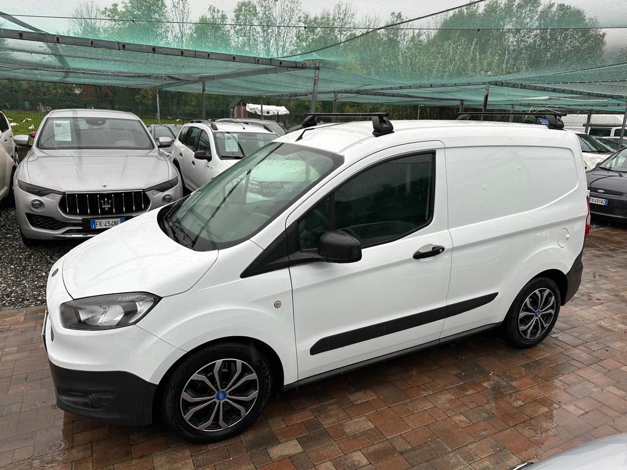 Ford Transit courier