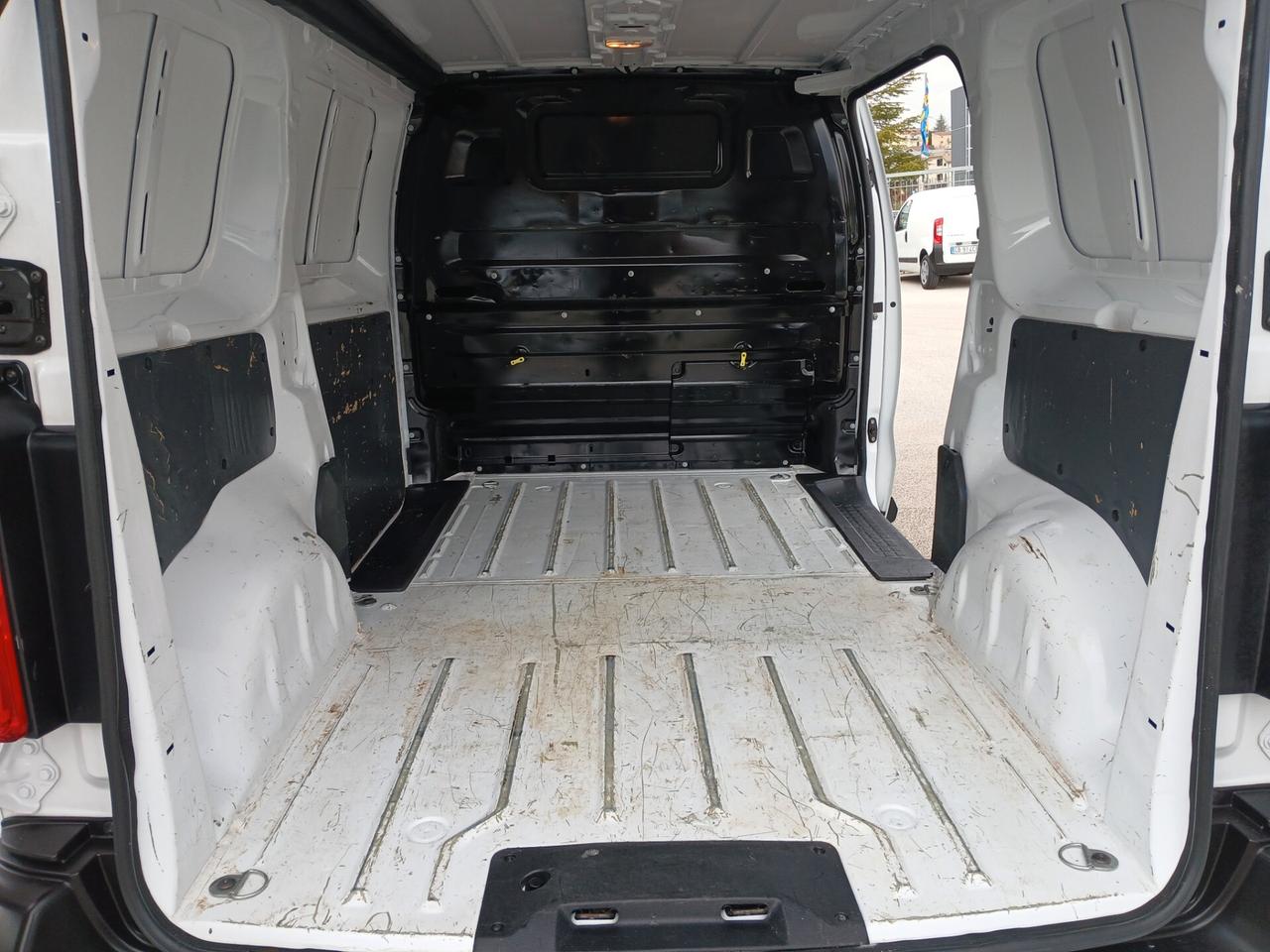 PEUGEOT EXPERT BHDi 120 PL-TN 2023