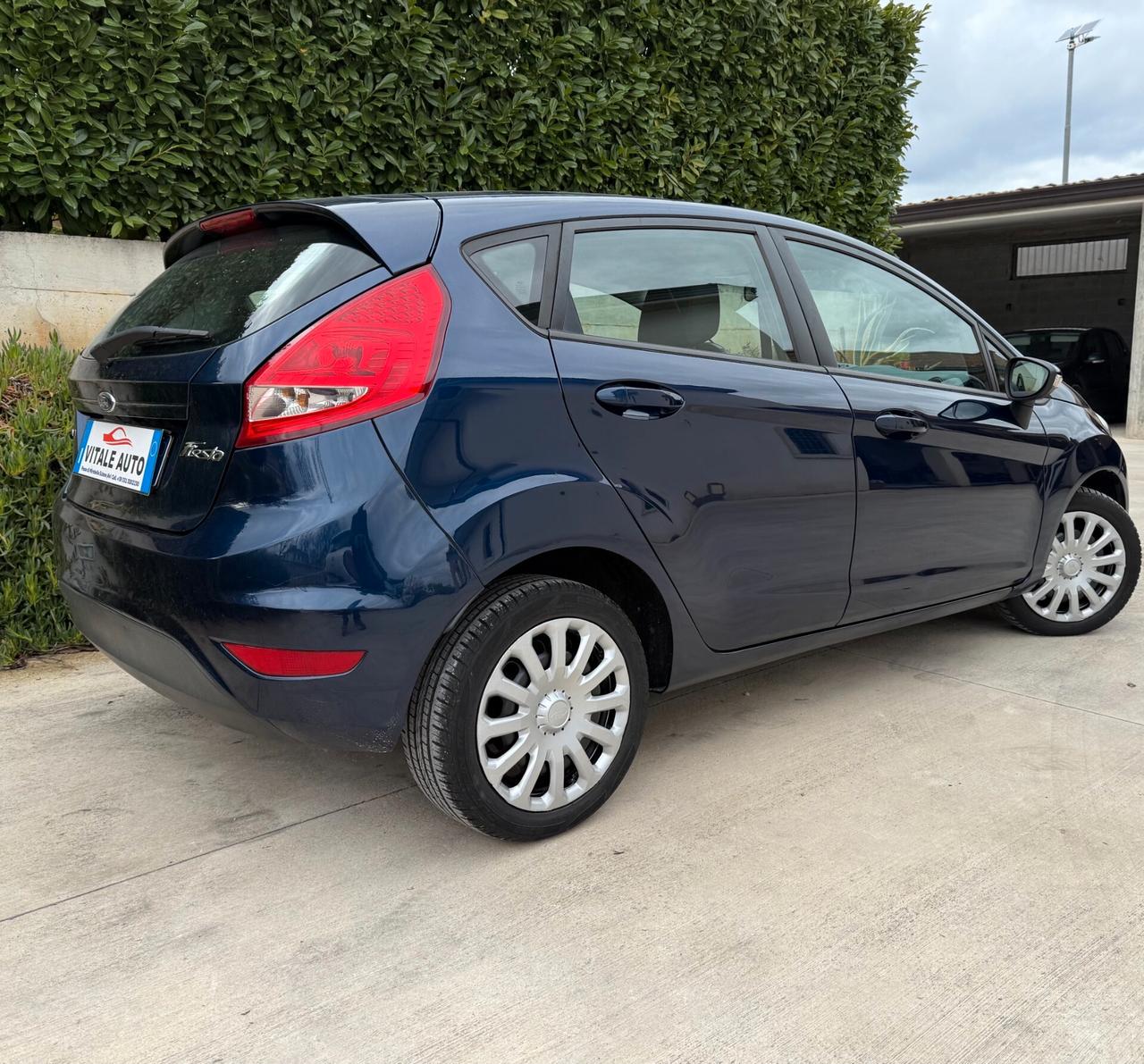 Ford Fiesta 1.4 TDCi 70CV 5 porte Titanium