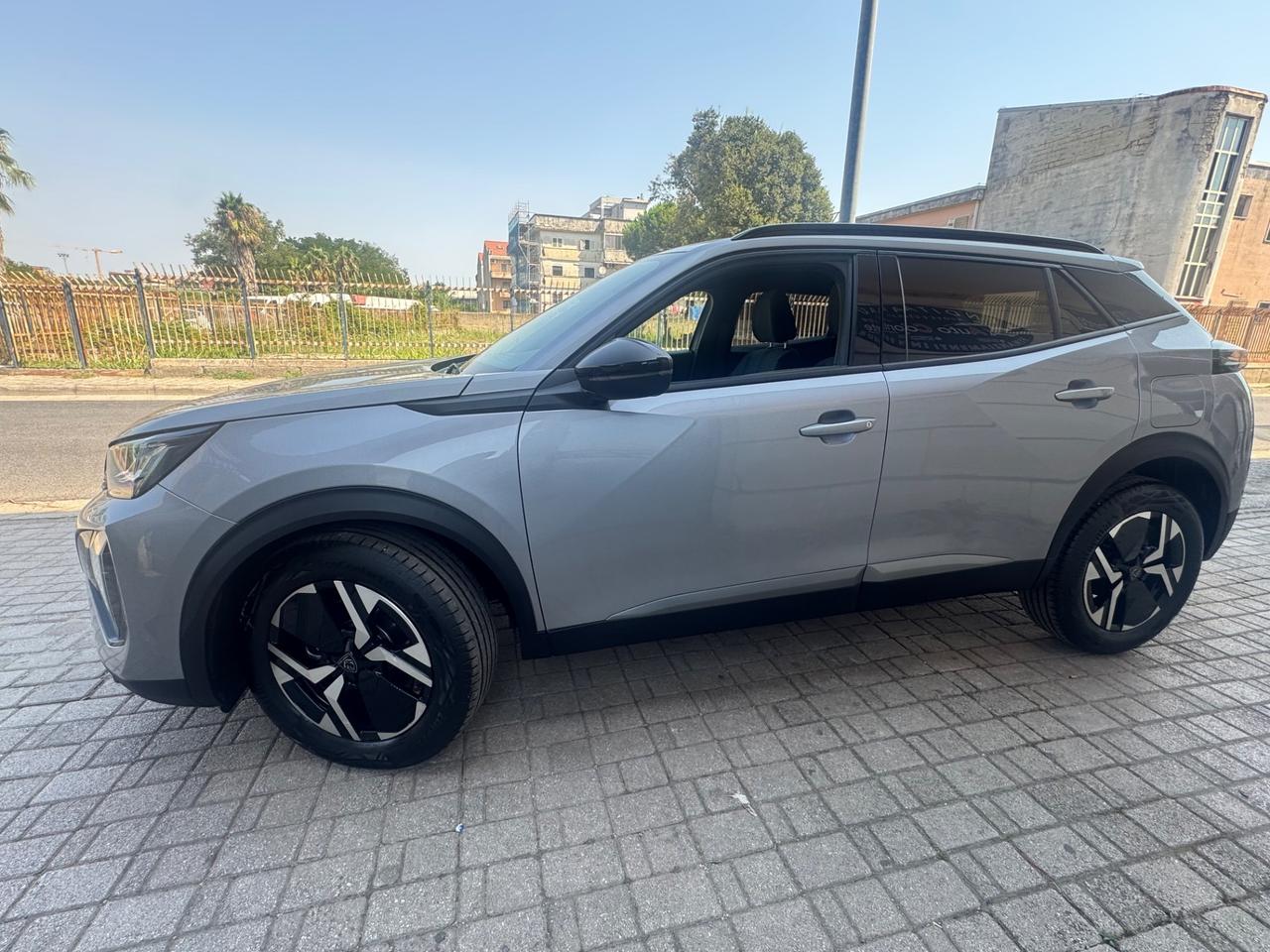 Peugeot 2008 Hybrid 136 e-DCS6 Allure