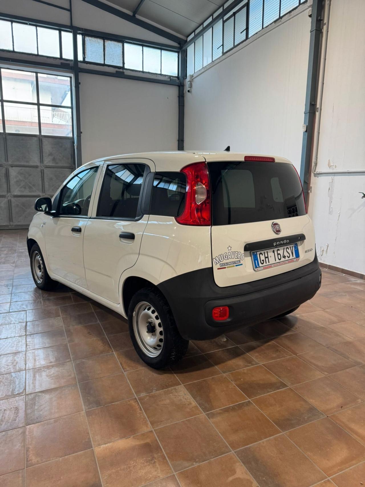 FIAT PANDA 1.0Hybrid AUTOCARRO 2 POSTI