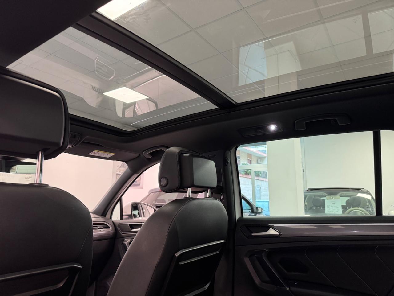 Volkswagen Tiguan 2.0 TDI DSG 4MOTION RLINE