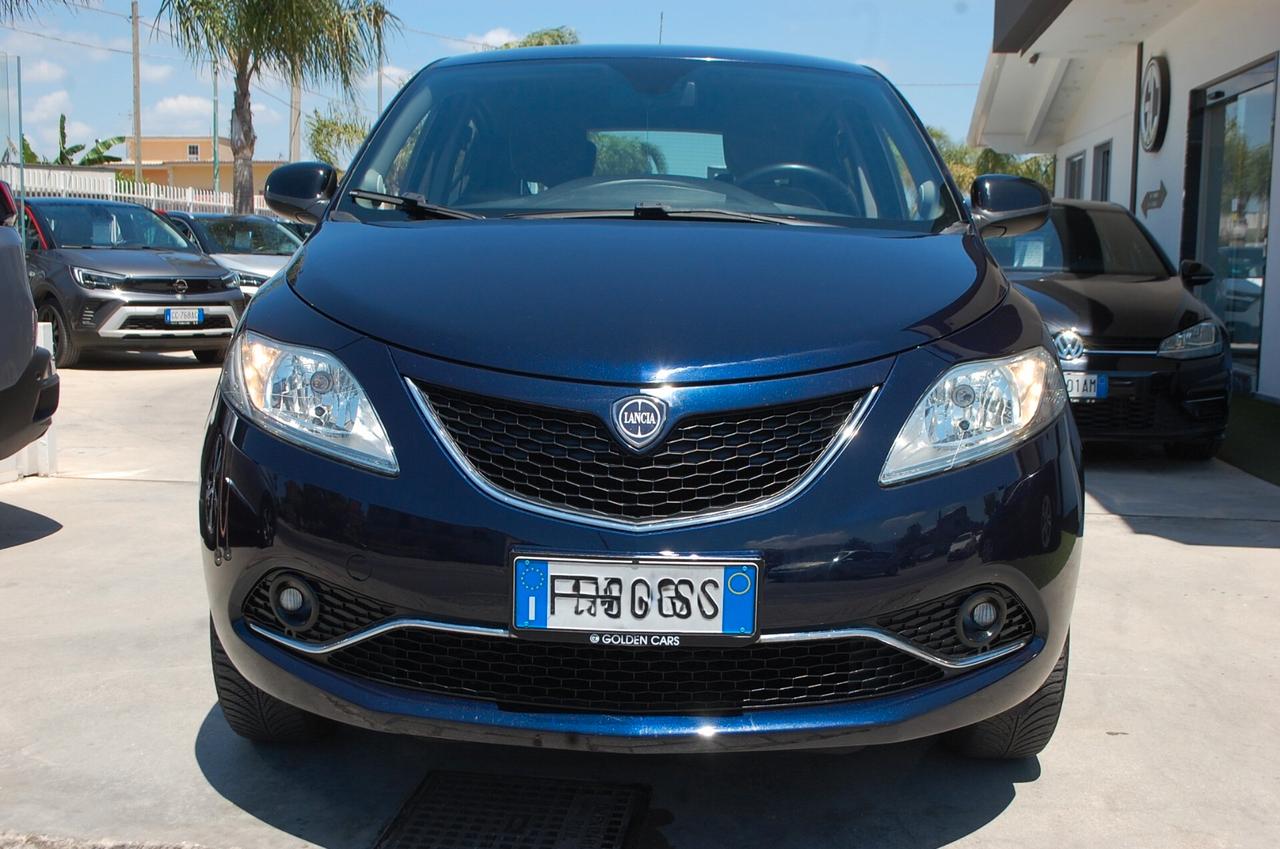 Lancia Ypsilon 900 TwinAir 80CV Gold Ecochic Metano Uff Italy USB