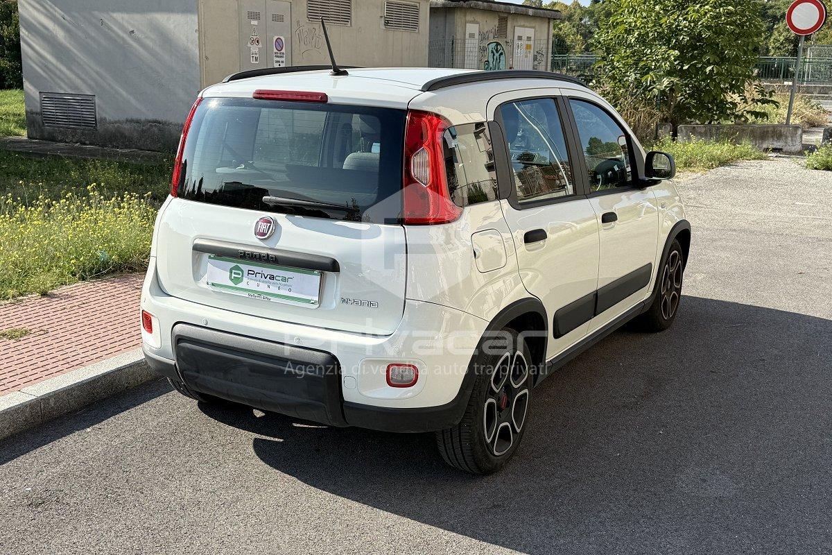 FIAT Panda 1.0 FireFly S&S Hybrid Red