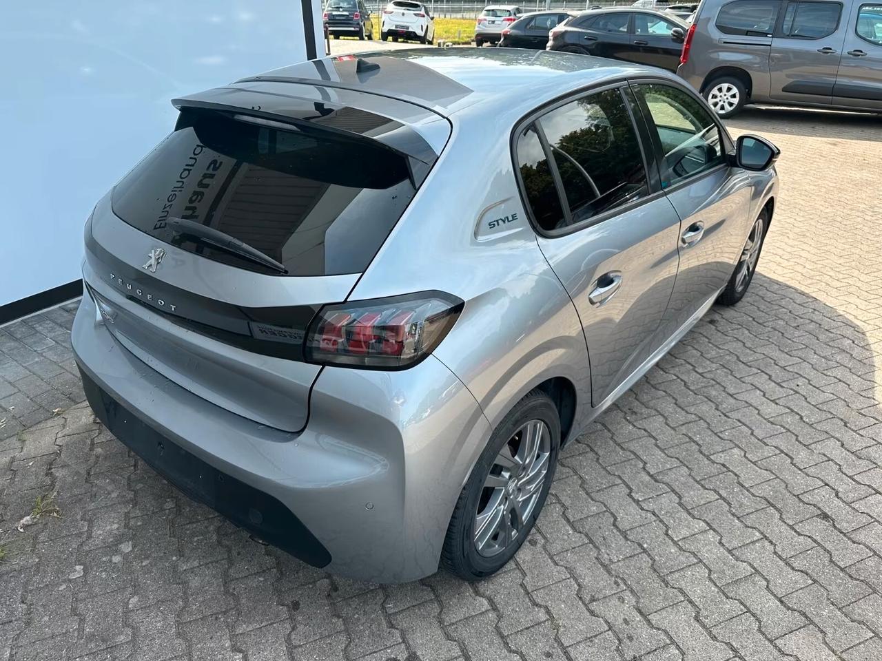 Peugeot 208 PureTech 75 Stop&Start 5 p Style