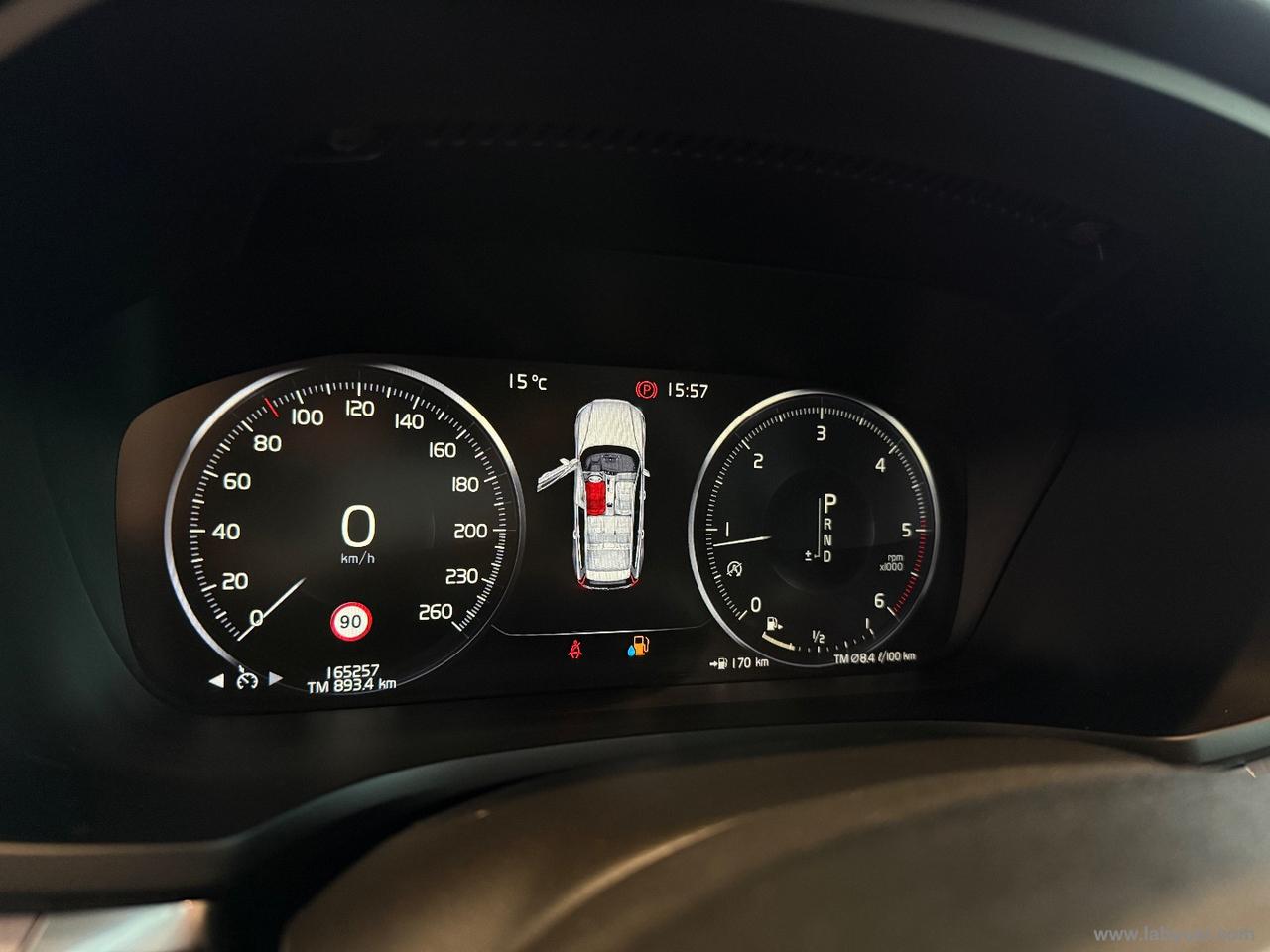 VOLVO V60 D3 Momentum Business