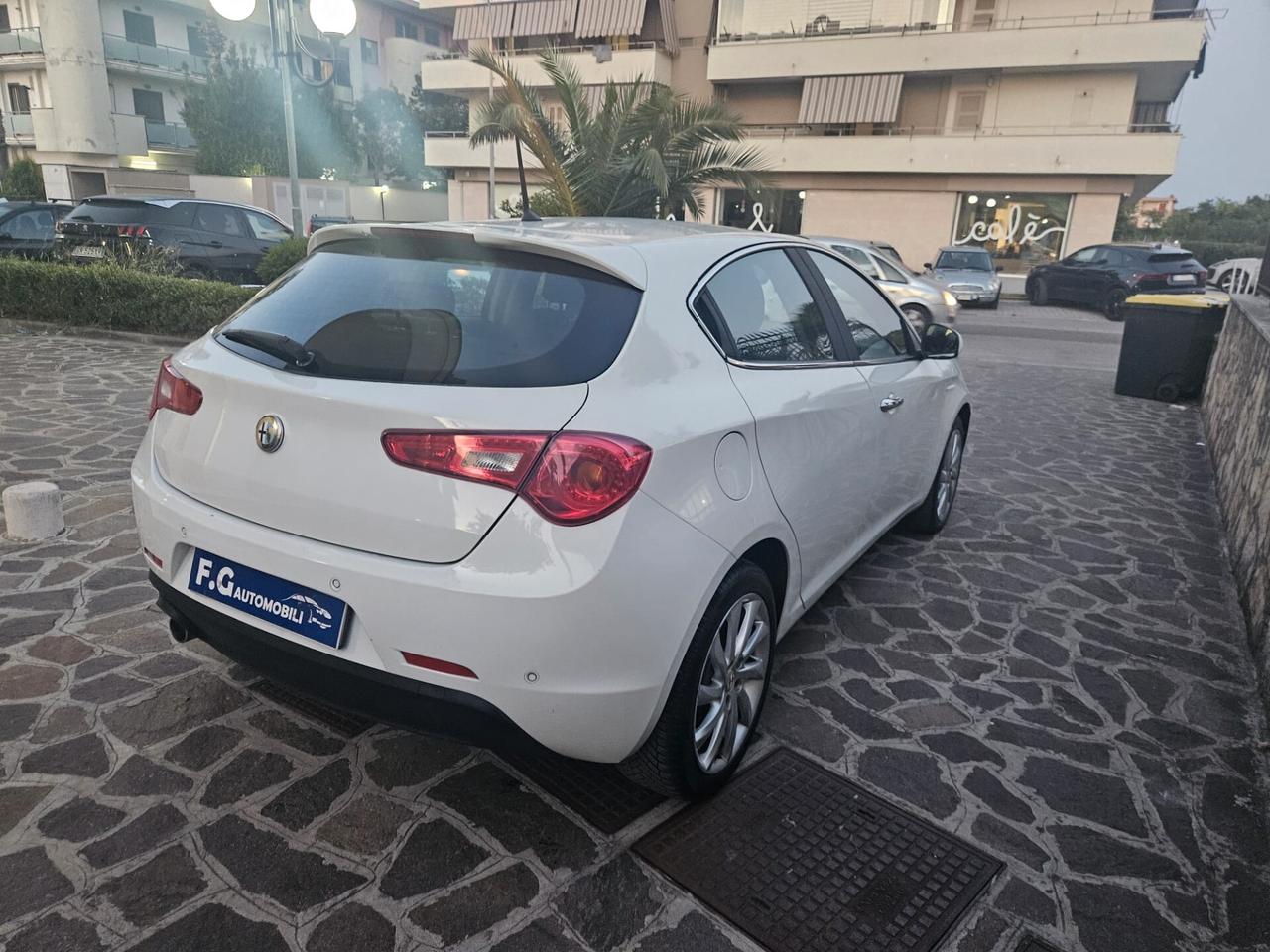 Alfa Romeo Giulietta 1.6 JTDm-2 105 CV Business