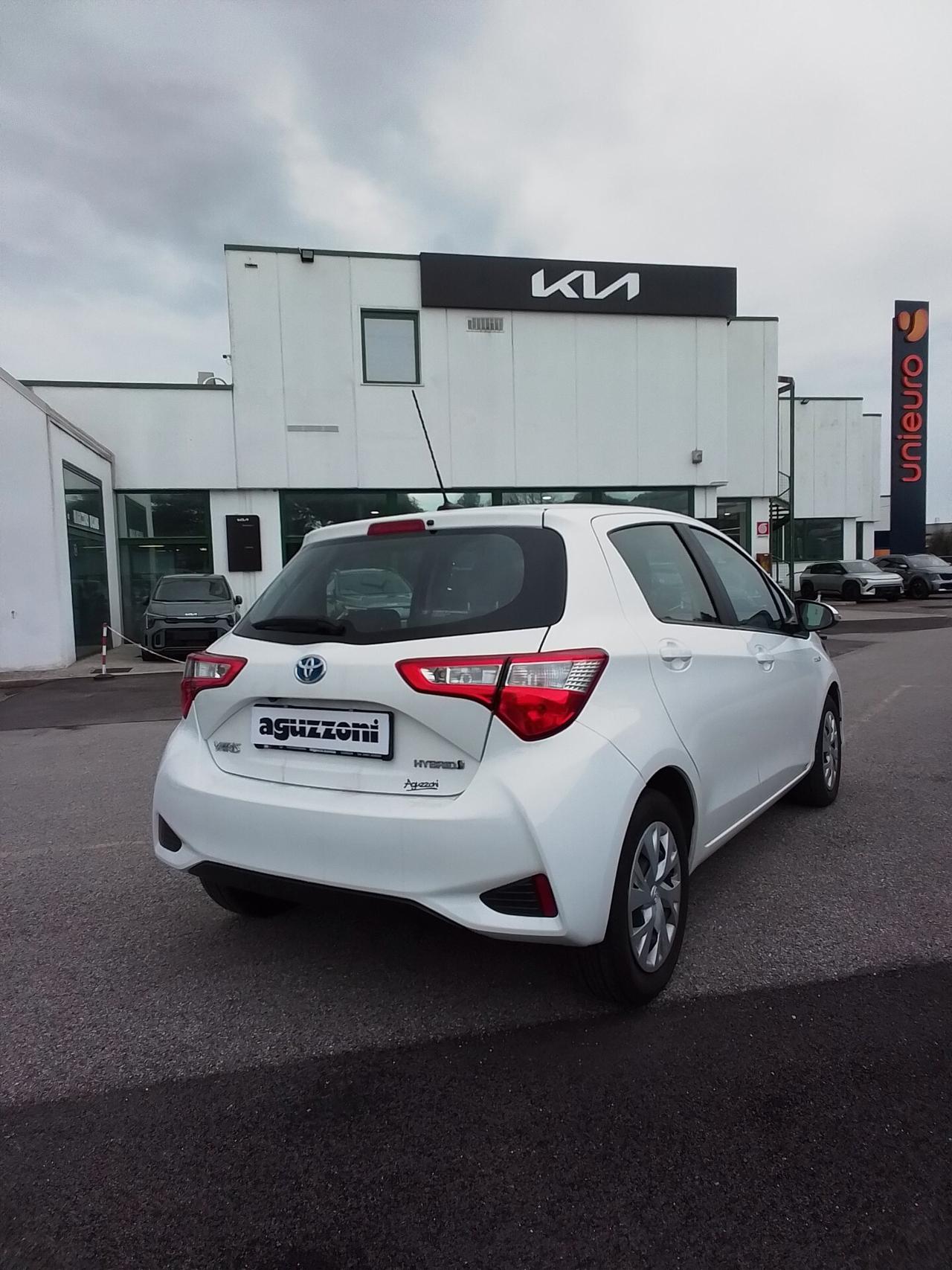 Toyota Yaris 1.5 Hybrid 5 porte Business