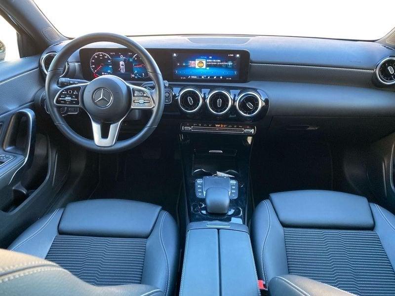 Mercedes-Benz Classe A A 180 d Sport auto