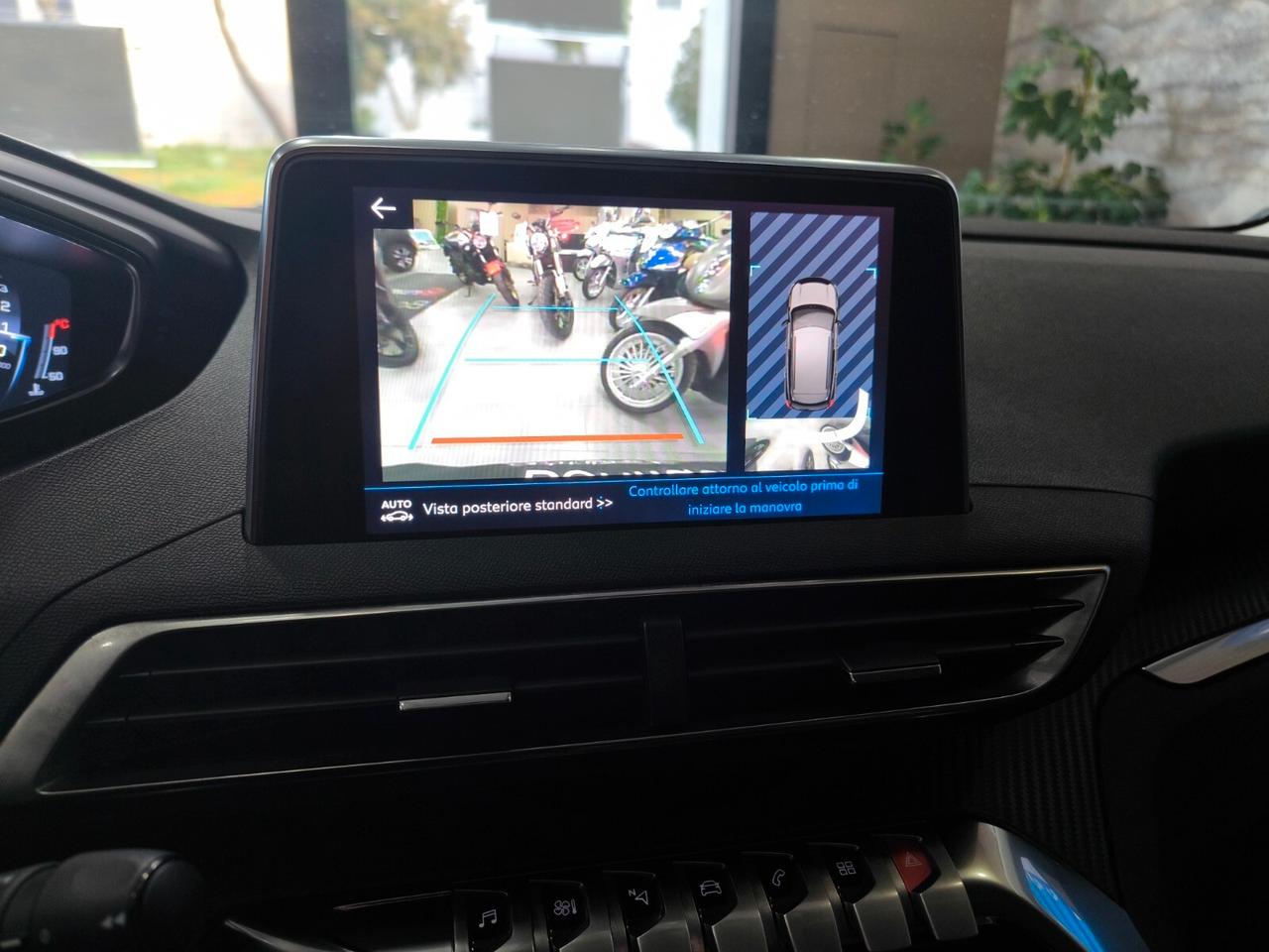 Peugeot 3008 BlueHDi 130 S&S EAT8 Business