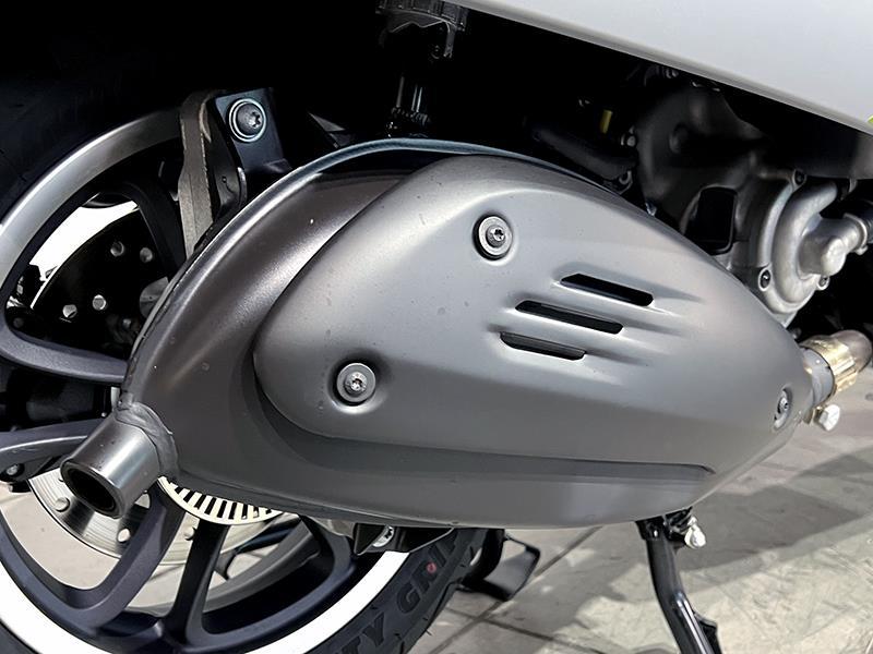 Piaggio Vespa GTS 300 SuperTech HPE