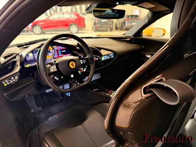 FERRARI SF90 Stradale
