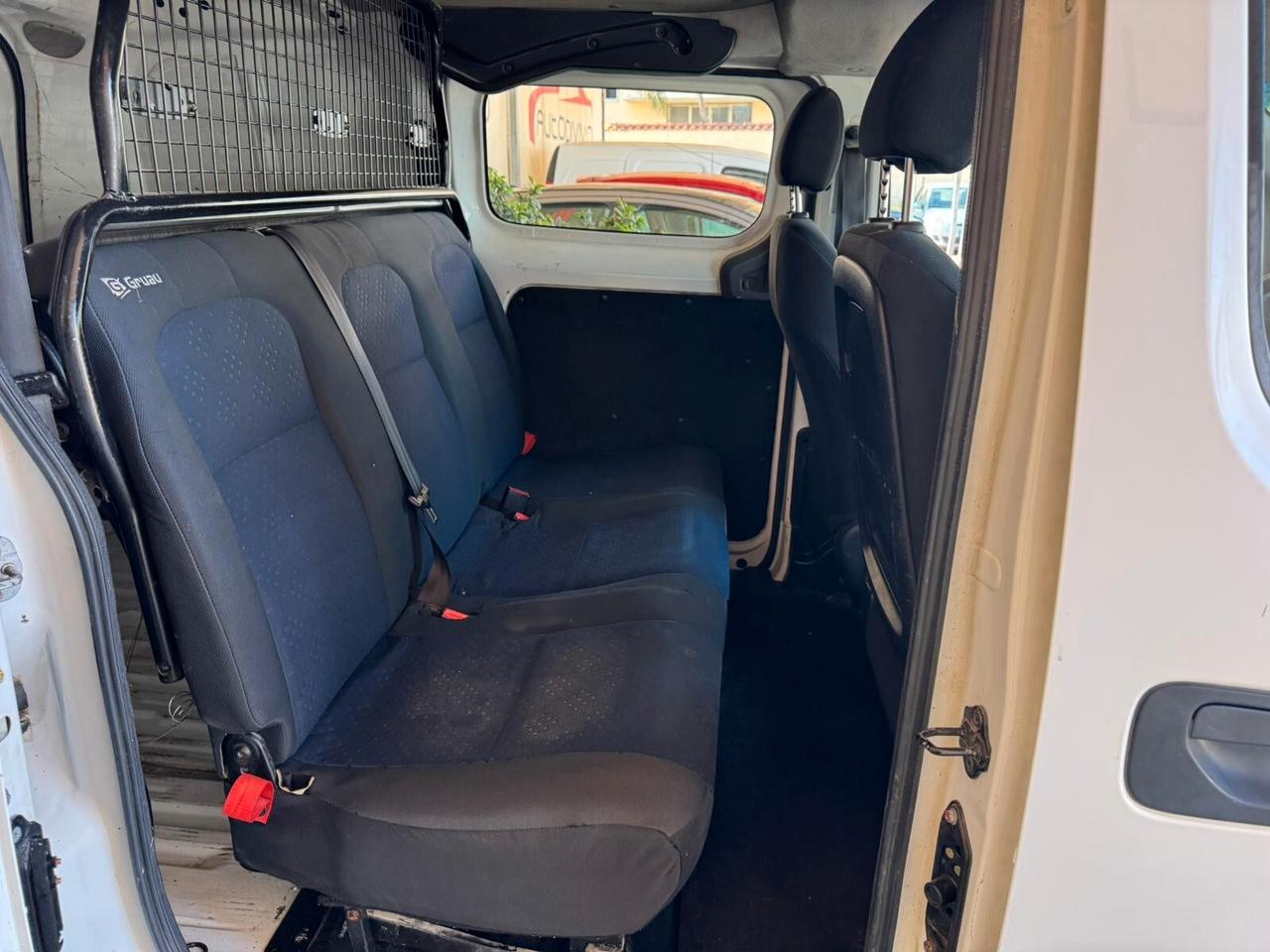 Nissan NV200 1.5 dCi 90CV Combi 2in1 (N1)