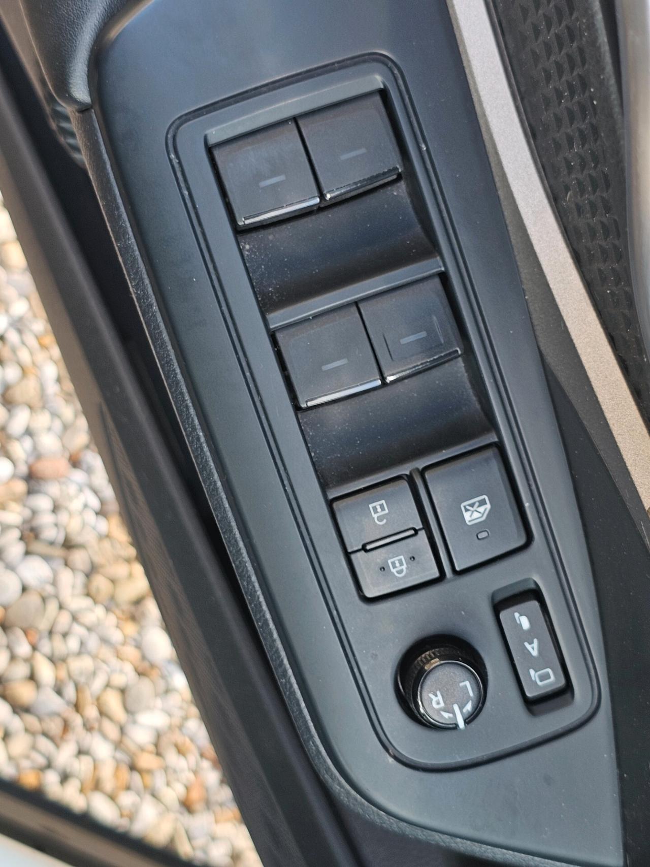 Toyota C-HR 1.8 Hybrid E-CVT Business