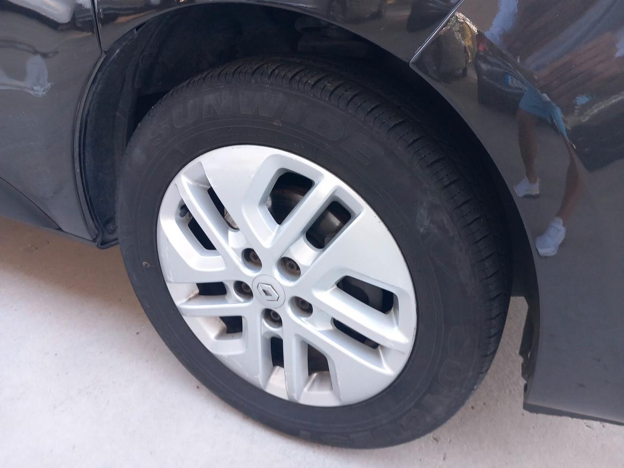 Renault Trafic 1.6 dCi 125CV S&S Intens 9 posti MOTORE SOSTITUITO CON KM 156000