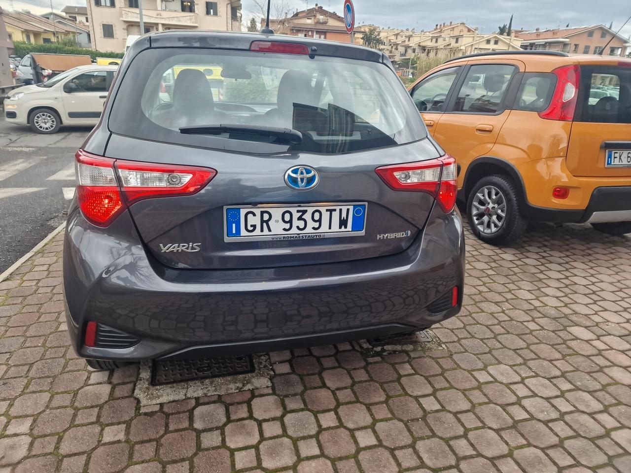 Toyota Yaris 1.5 Hybrid 5 porte Lounge