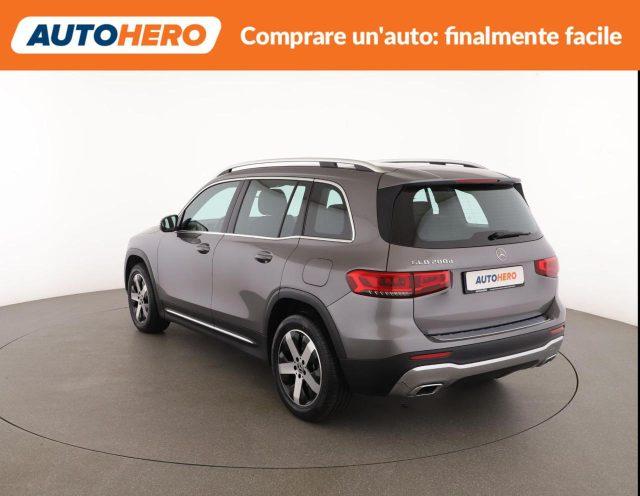 MERCEDES-BENZ GLB 200 d Automatic Premium